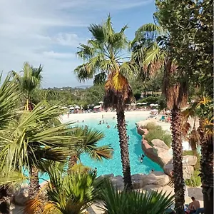 Agréable Golfe St Tropez Village Pierre Et Vacances Grimaud